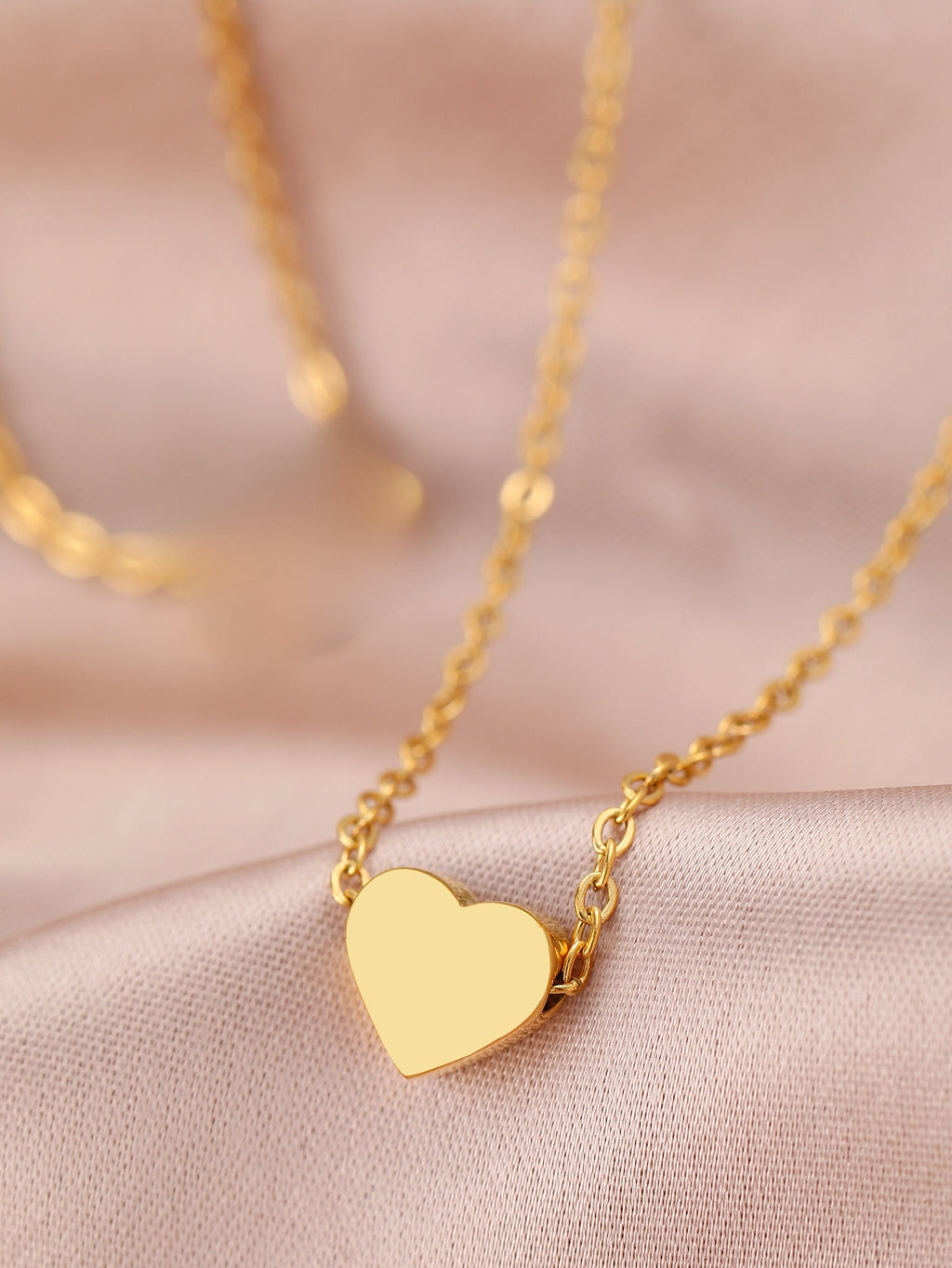 New Minimalist Heart-Shaped Pendant Necklace