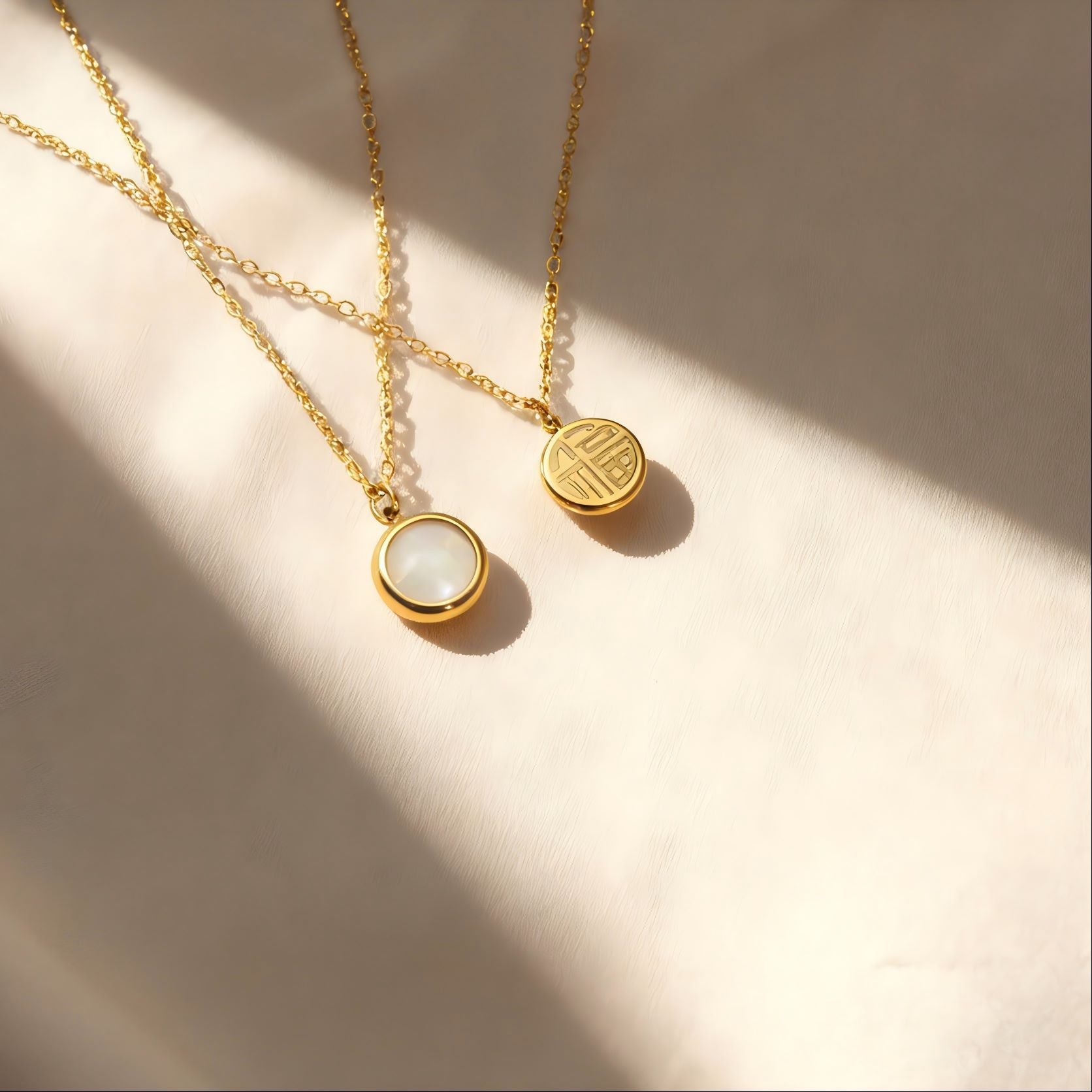 Round Cat Eye Necklace